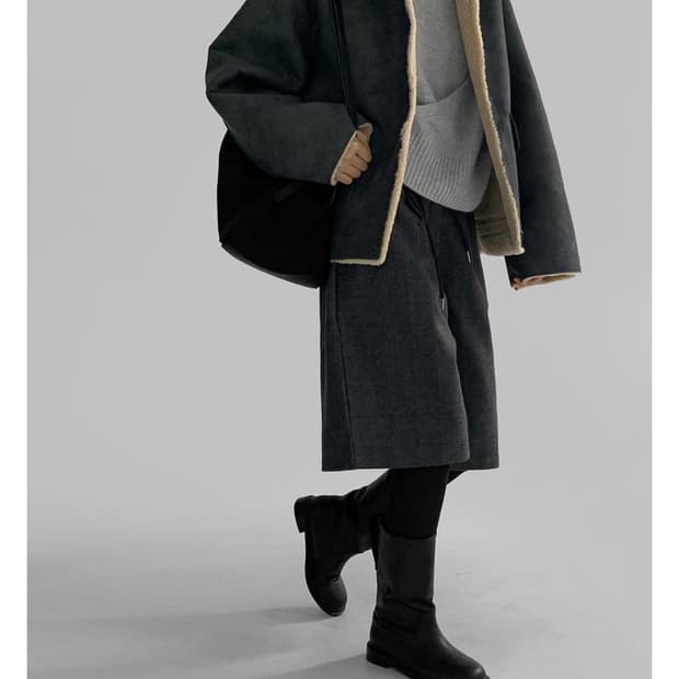 매니크 페르딘 울 오버핏 포켓 무스탕 챠콜