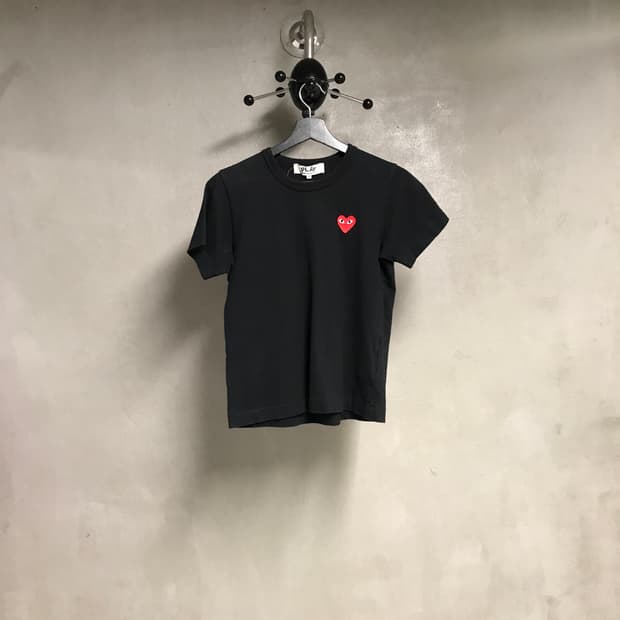 꼼데가르송 와펜 반팔 티셔츠 블랙 M(W)
