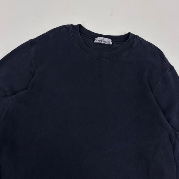 스톤아일랜드 맨투맨