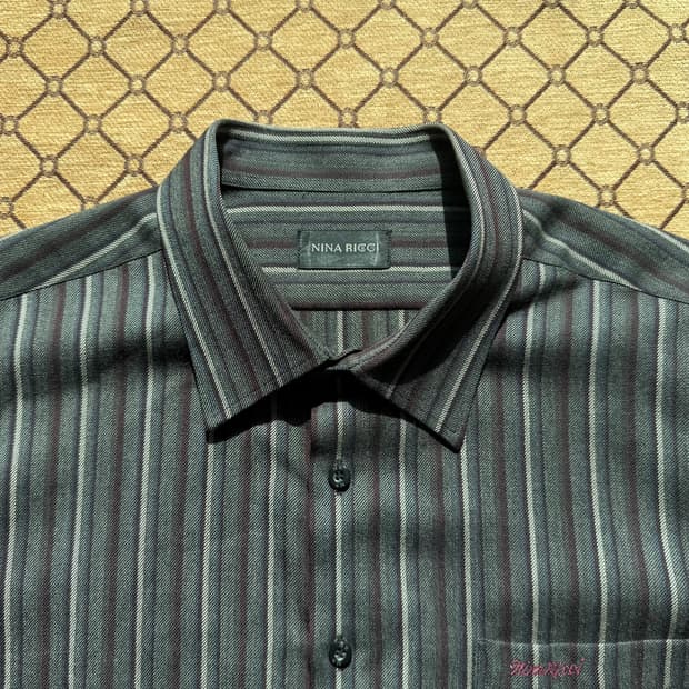 챠콜 빈티지 스트라이프 셔츠