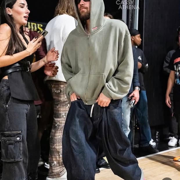 [구매글] s skylrk 후드집업 트리 구합니다