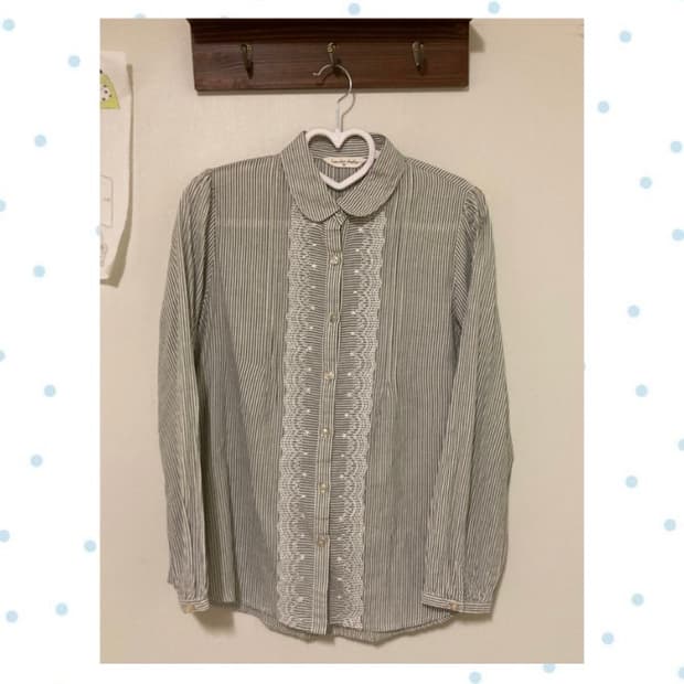 스프라이트 둥근카라 셔츠