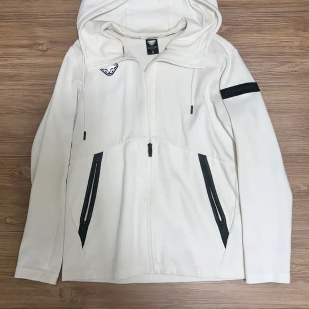 다이나핏 후드집업 화이트