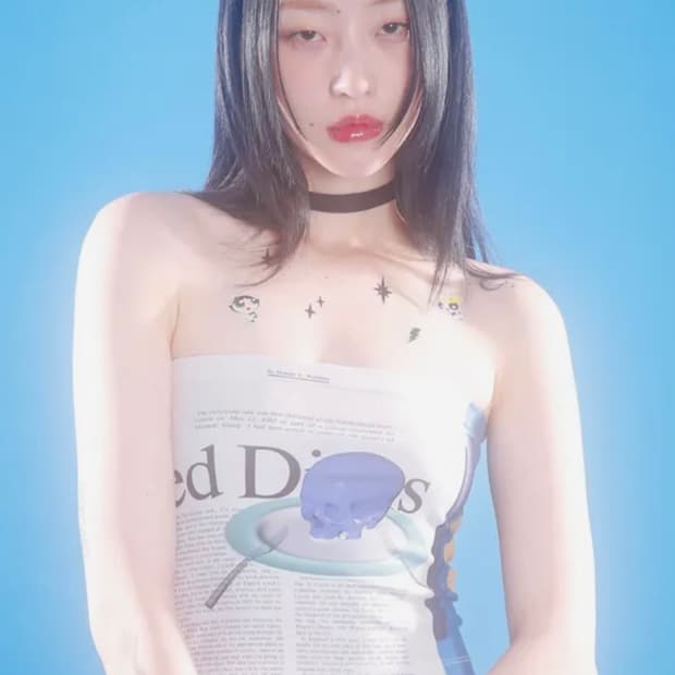 클럿스튜디오 뉴스페이퍼 튜브탑
