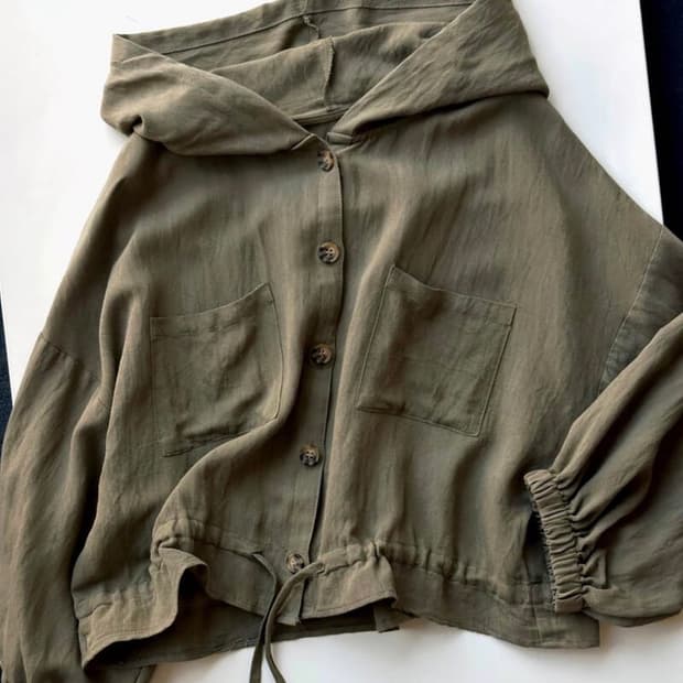 Sheer fabric wide design hooded shirket
