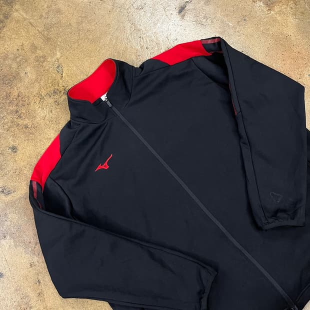 [정품] 미즈노 블랙 레드 트랙 자켓 b10