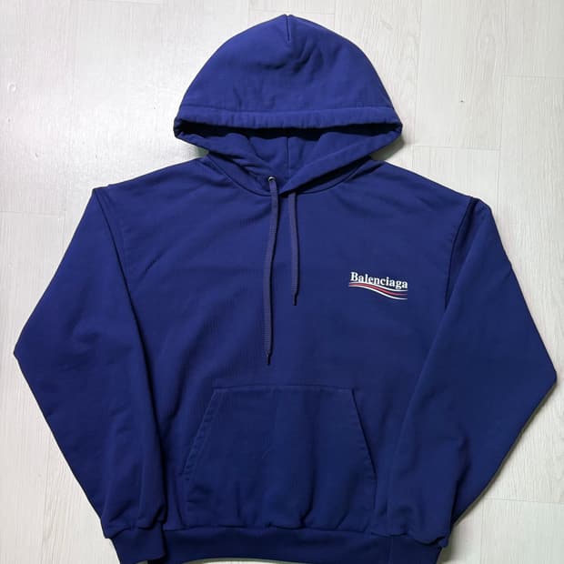 발렌시아가 폴리티컬 웨이브 로고 후드