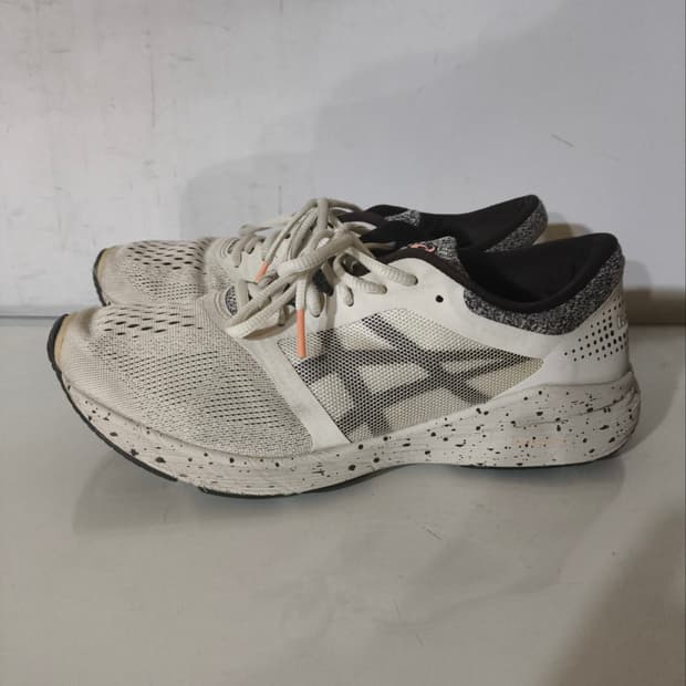 270mm 아식스 로드호크 런닝화 