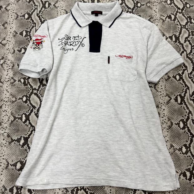 “Ed Hardy” Grey Print Tee