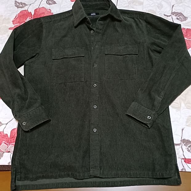 무신사 코듀로이남방 실측100 가슴60 기장80