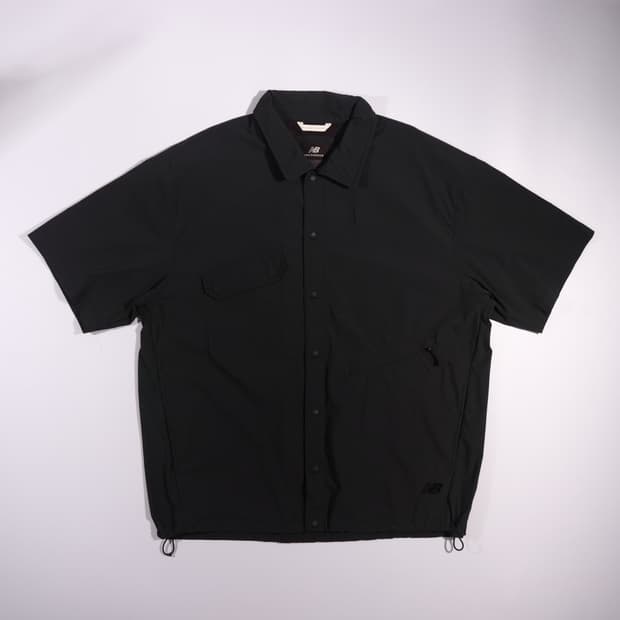 뉴발란스 버튼 반팔 바람막이 자켓 B600