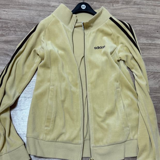 아디다스 희귀 옐로우 브라운 벨벳져지