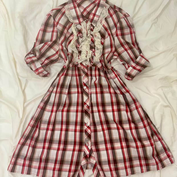 𝐹𝑟𝑖𝑙𝑙 𝐶ℎ𝑒𝑐𝑘 𝐵𝑙𝑜𝑢𝑠𝑒 𝐷𝑟𝑒