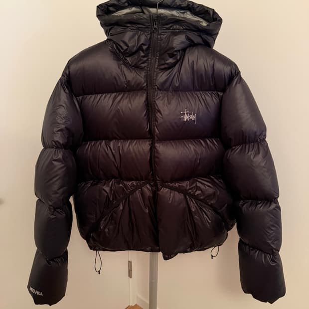 (L) 스투시 다운 파카 마이크로 립스탑 팬텀 블랙