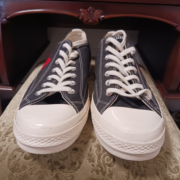 컨버스 × 꼼데 플레이척 70 로우 블랙