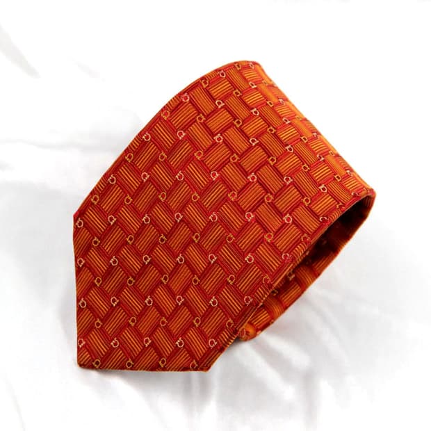 페라가모 8.8cm A등급 간치니 남자 명품 넥타이
