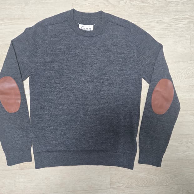 메종 마르지엘라 엘보우 패치 니트