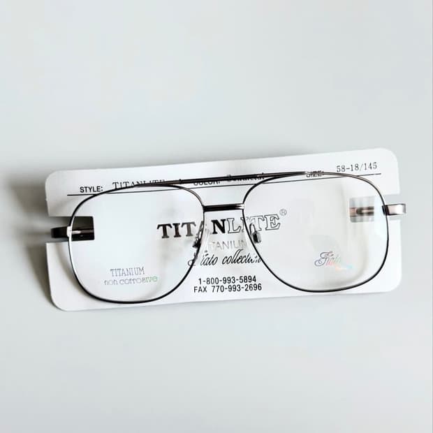 90s 이태리제 피아토컬렉션 티타늄 빈티지 안경