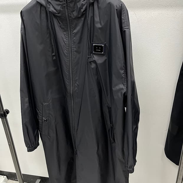 105-110) 아크네 오버 후드 야상자켓