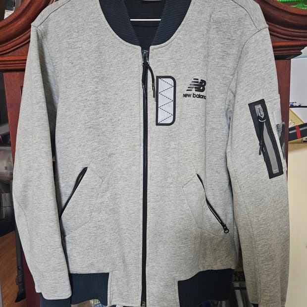 뉴발란스 회색 자켓 판매