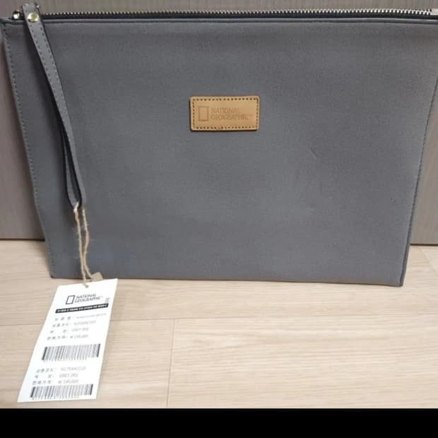 새상품] 내셔널지오그래픽 클러치백