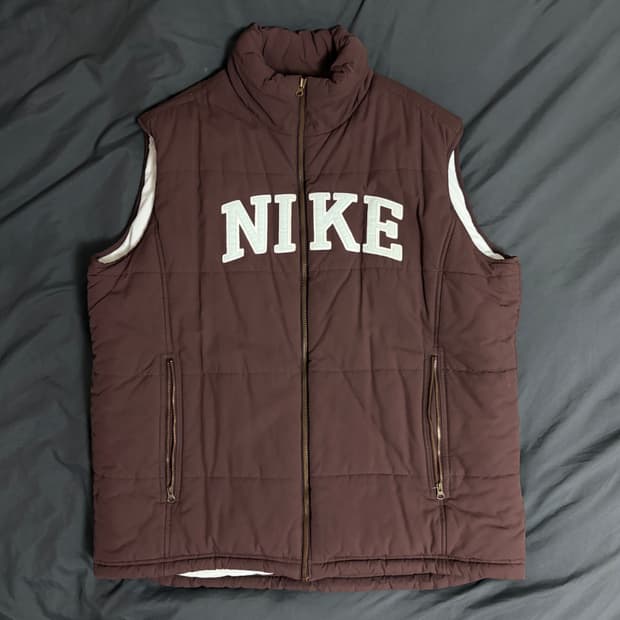 [NIKE] 나이키 빈티지 브라운 패딩 조끼 베스트