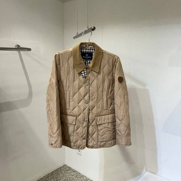 아쿠아스큐텀 퀄팅 자켓