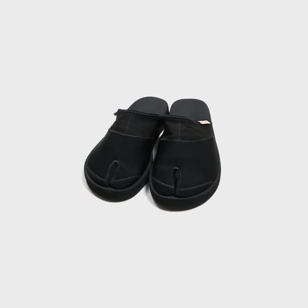 Sasquatchfabrix. x SUICOKE