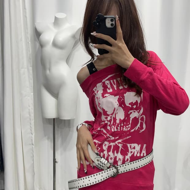 🎸핑크 오프숄더 롱슬리브🎸