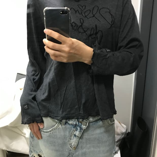 빈티지 레터링 프릴긴팔T