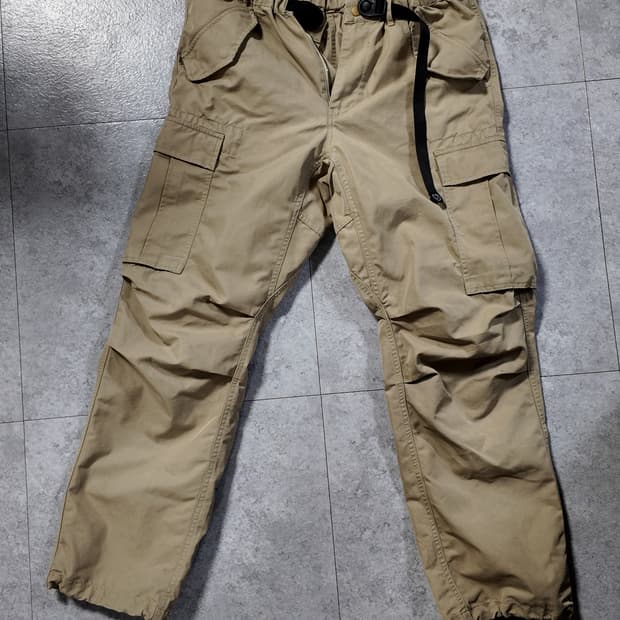 아웃스탠딩 벨티드 카고