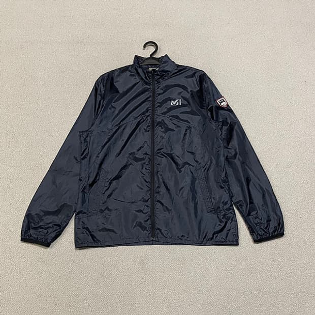 XL 밀레 등산 바람막이 얇음 N.4233