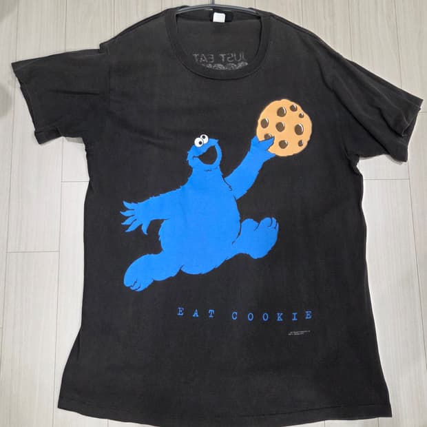 90's 쿠키몬스터 just eat it 티셔츠