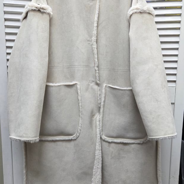 바이슈가 양면 퍼 무스탕