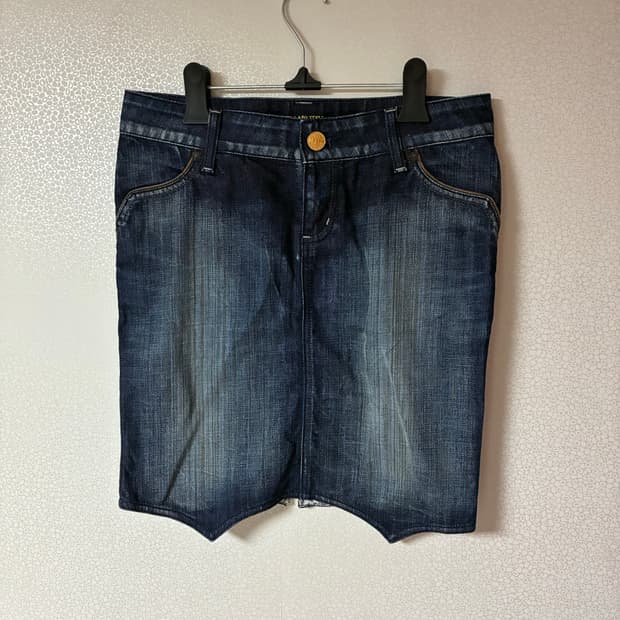 Levi’s midi skirt
