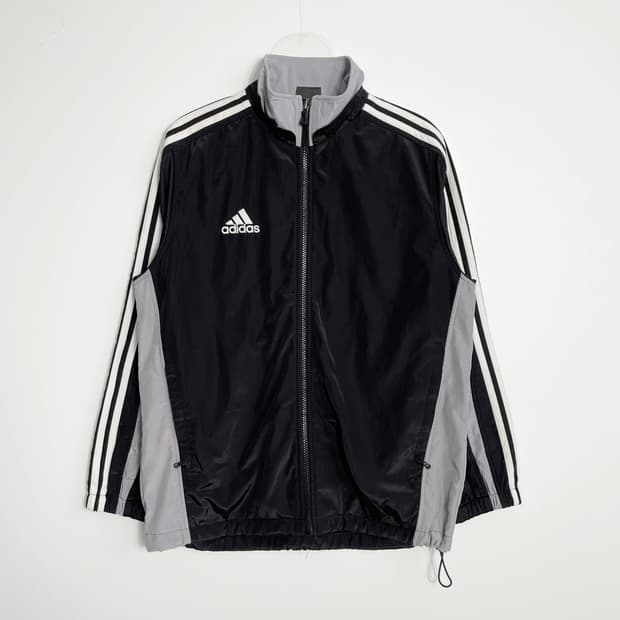E2 아디다스 올드스쿨 바람막이 95사이즈