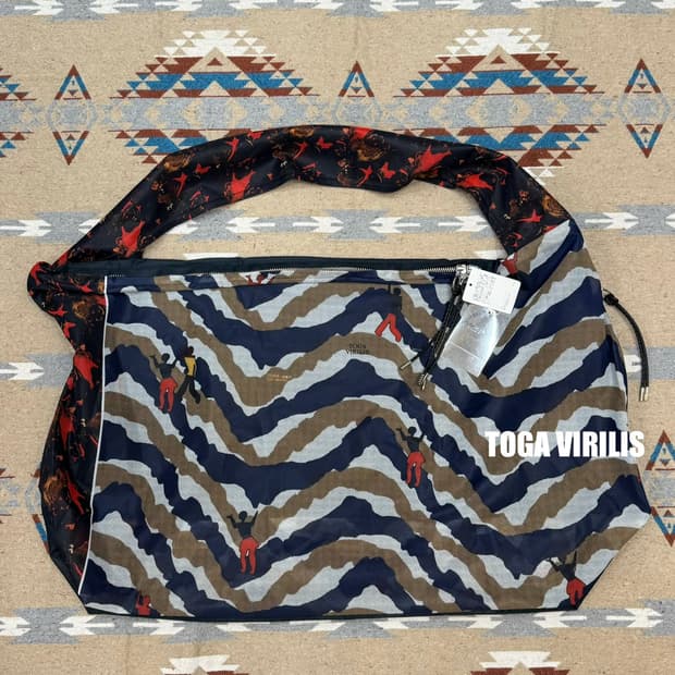 [OS] 토가 비릴리스 메쉬 숄더백 