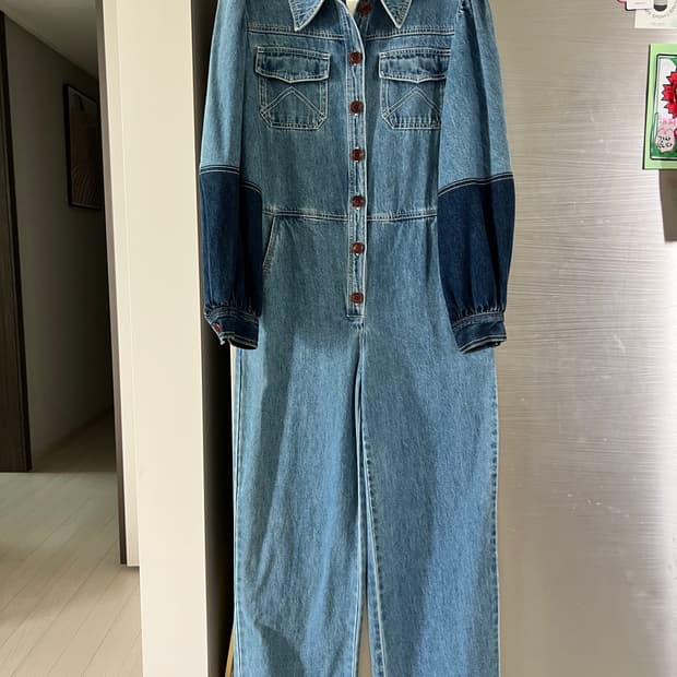 씨뉴욕 데님 점프슈트 새상품