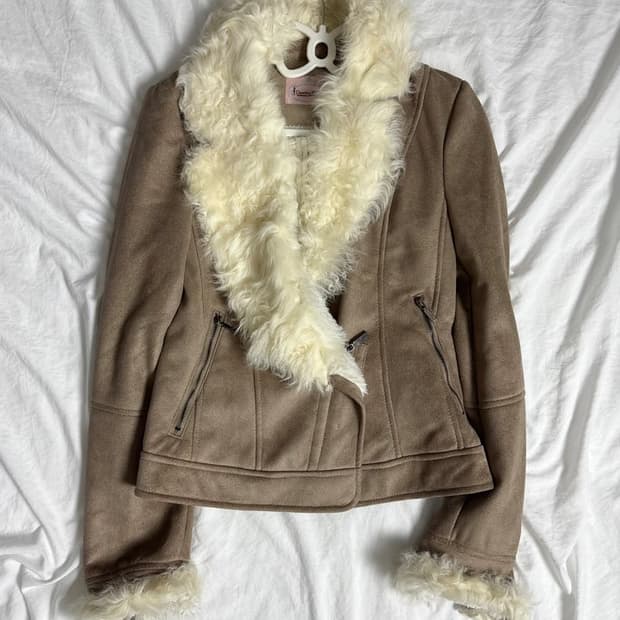 Soup 무스탕 털 자켓