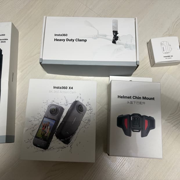 인스타360 x4 (거의 새상품)