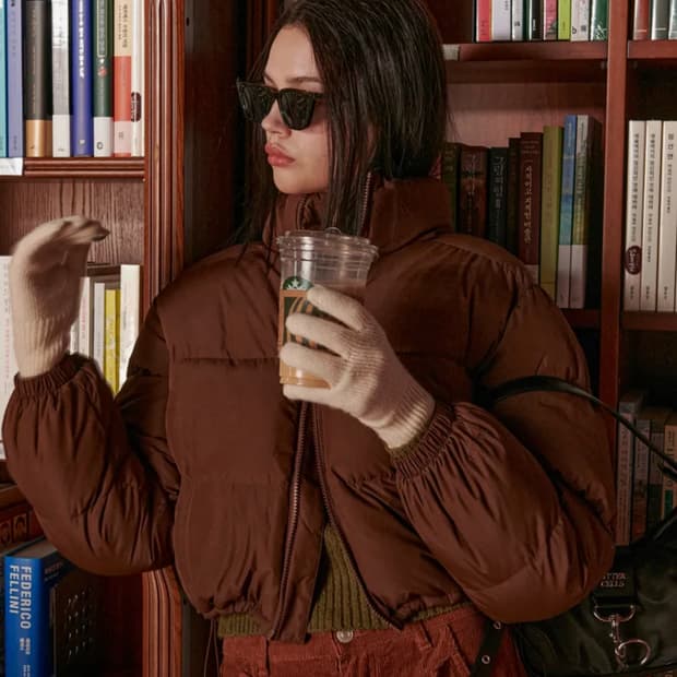 비터셀즈 스파클링 크롭 푸퍼 자켓-브라운 