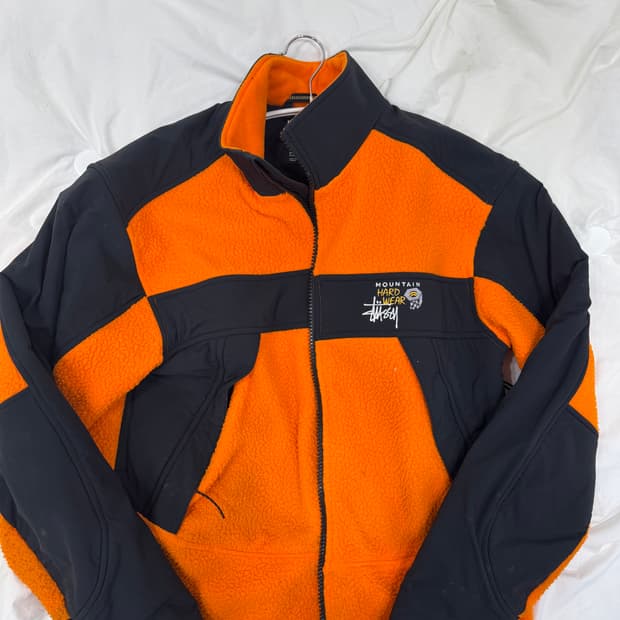 스투시x마운틴 하드웨어 플리스