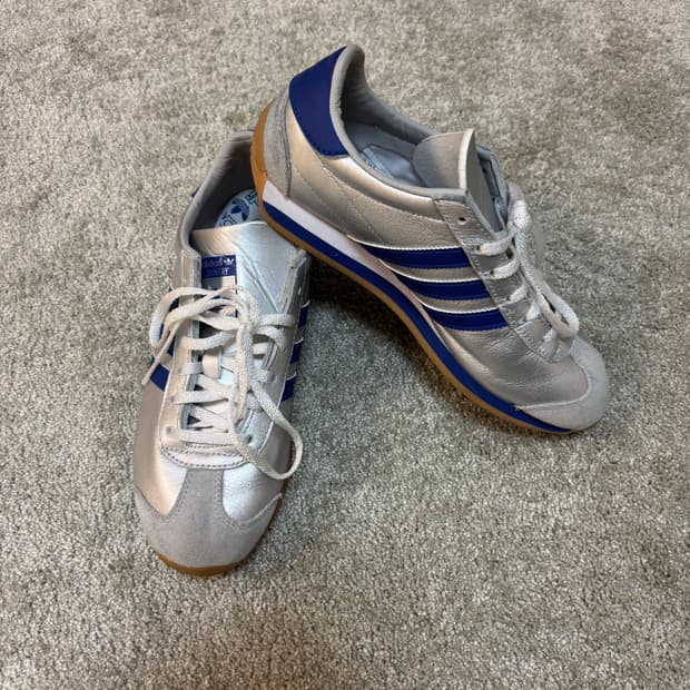 아디다스 컨트리 OG 매트 실버 브라이트 블루(240)