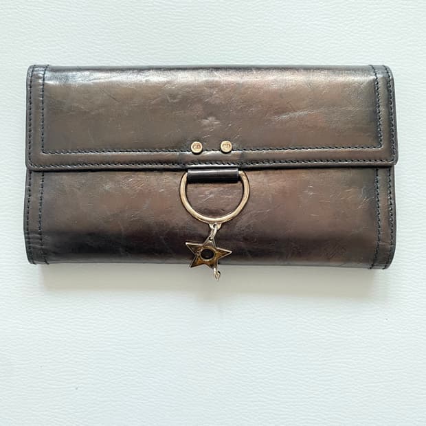 [크리스찬디올] 빈티지 (정품) 디올 빈티지 스타 참 D링 레더 장지갑