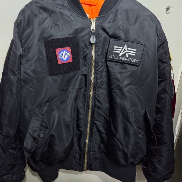 알파인더스트리 항공점퍼