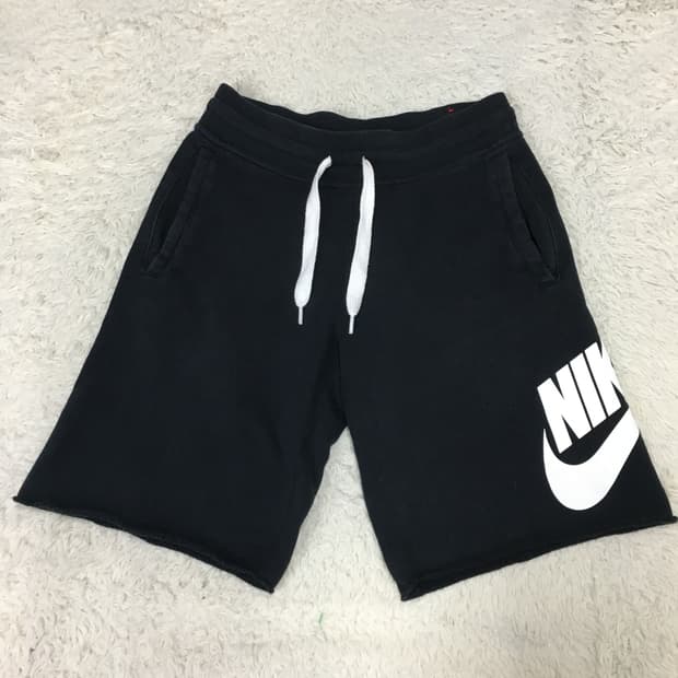 나이키 빅스우시 스웻 반바지 GG28