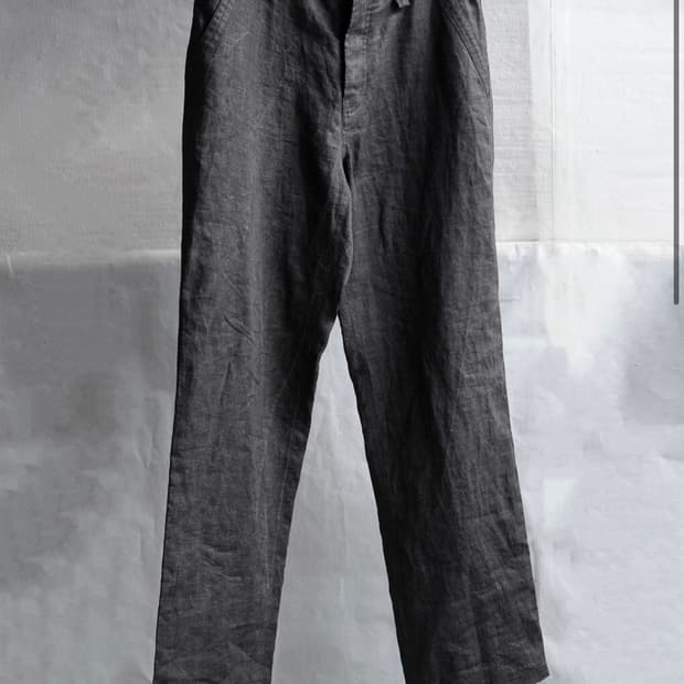 Base Trousers 1,2사이즈 구매합니다