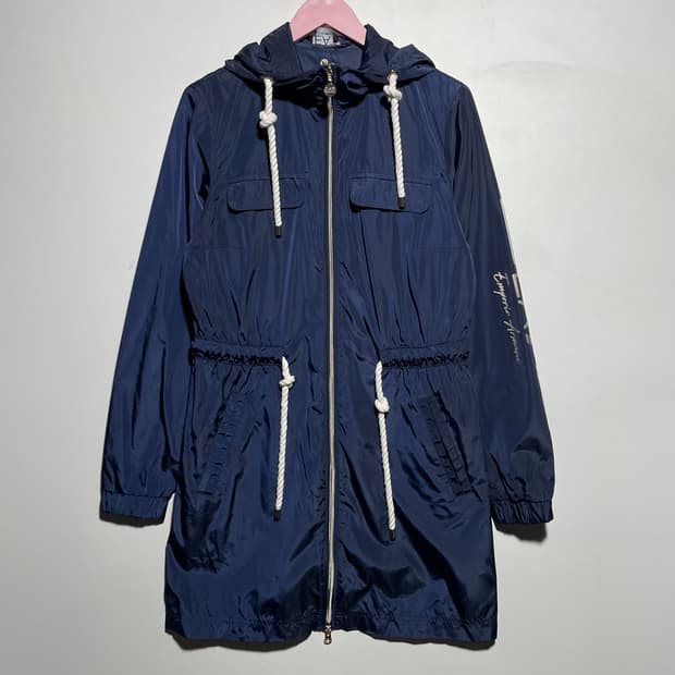 EA7 엠포리오 아르마니 네이비 바람막이