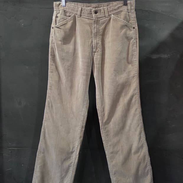 80's Levi's- Relaxed Fit - made in U.S.A