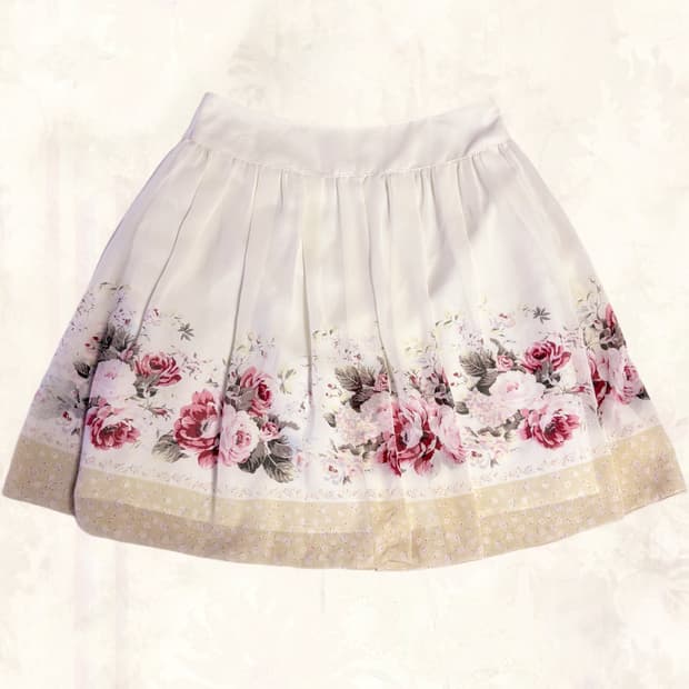 (이체시에눌) LEST ROSE 레스트로즈 장미 디테일 페어리 스커트